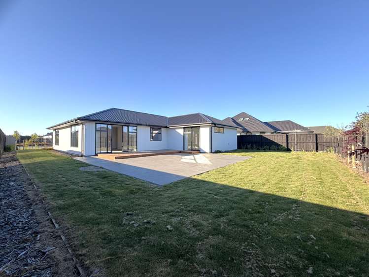 106 Northmoor Boulevard Rolleston_17