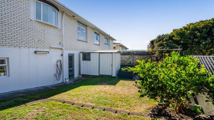 13B Hine Street New Plymouth_37