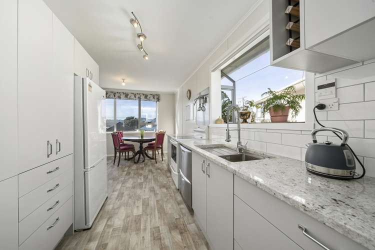 14 Aparangi Crescent Elsdon_2