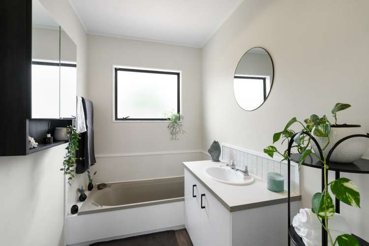 213A Otahu Road Whangamatā_13