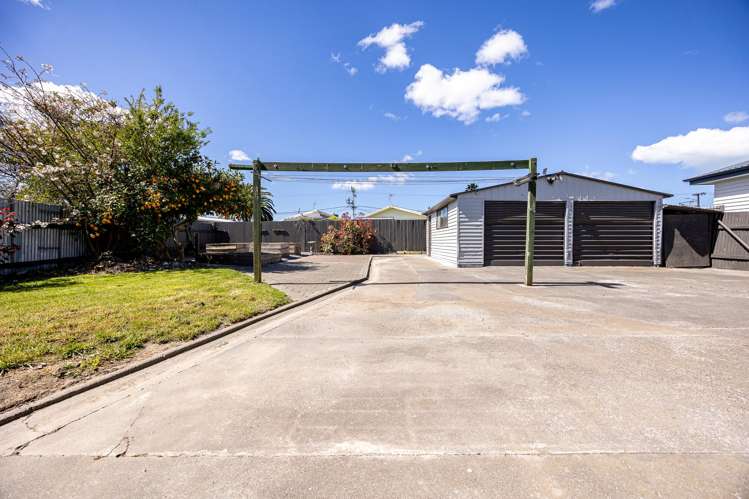 23 McLaren Crescent Onekawa_10