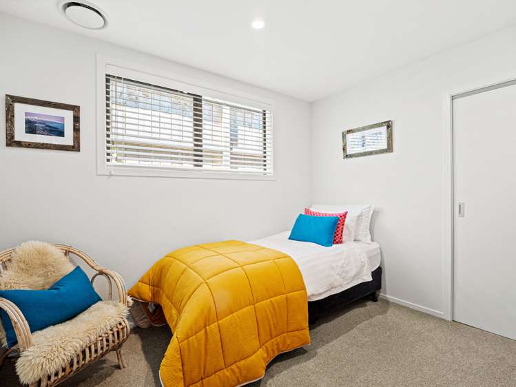 11 Till Street Jacks Point_17