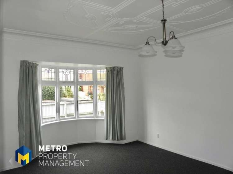 147 North Road North East Valley_11