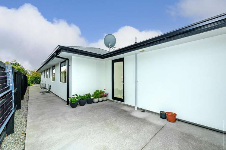 28 Veuve Drive Lincoln_24