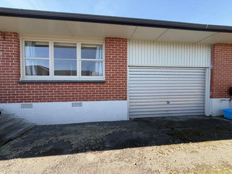 31C Carnot Street 1070_1