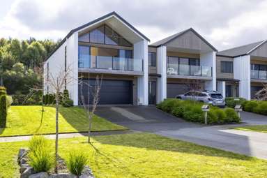 28 Blue Dun Place_1