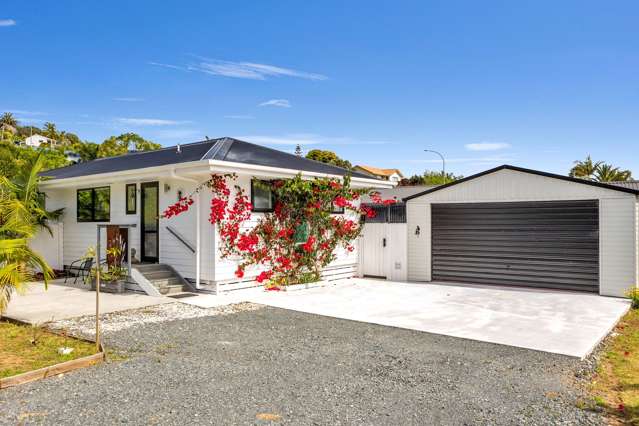 Picture Postcard Eco Home!