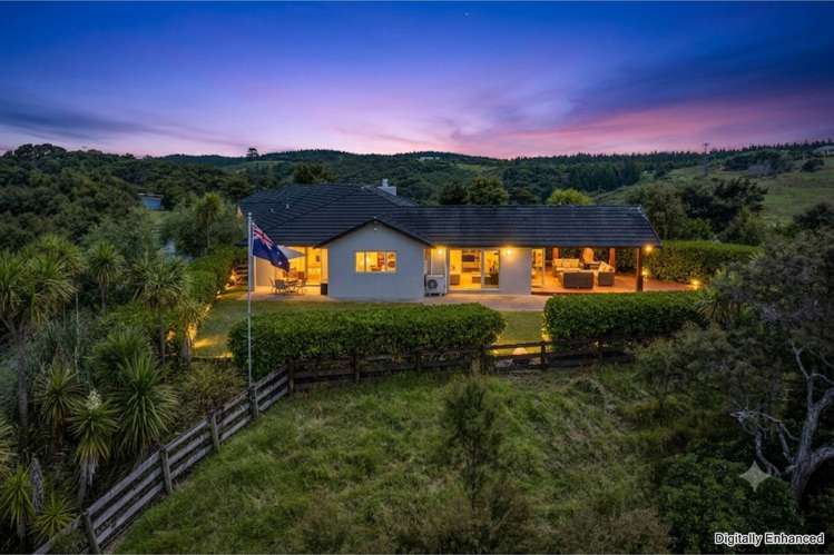 240 Three Oaks Drive_1