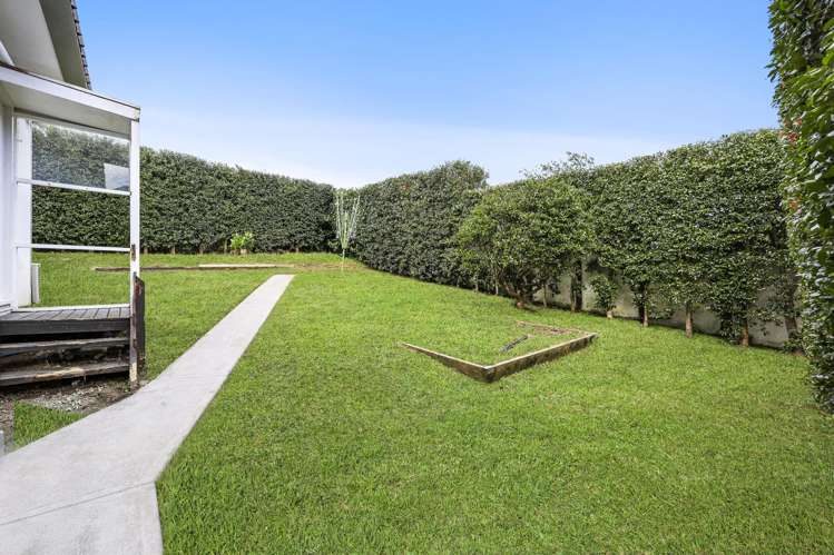 2/116 Prince Regent Drive Half Moon Bay_14
