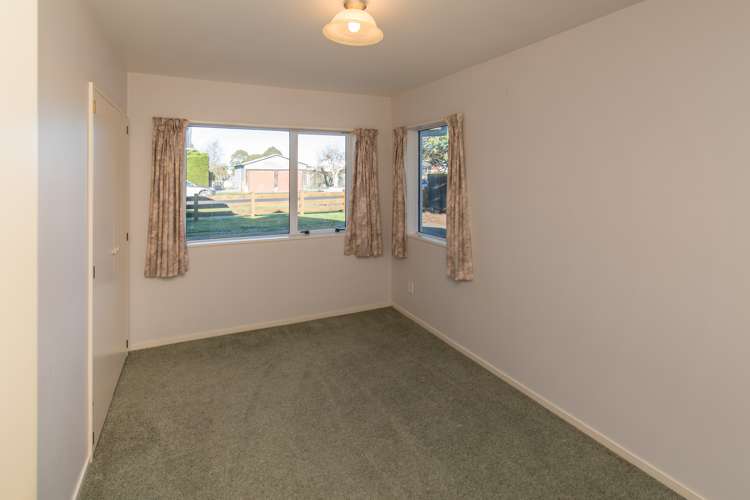 16 High Street Kirwee_12