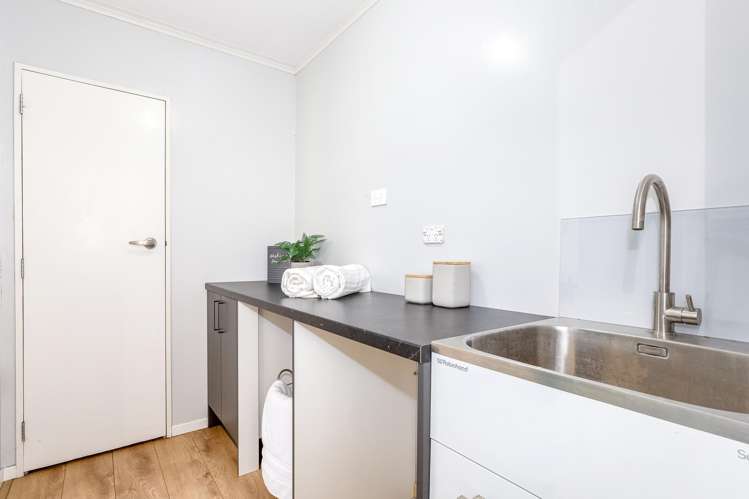 12A Bell Street Tawa_15