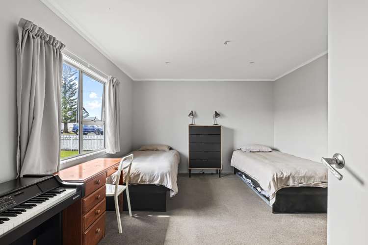 1/212 Centreway Road Orewa_16