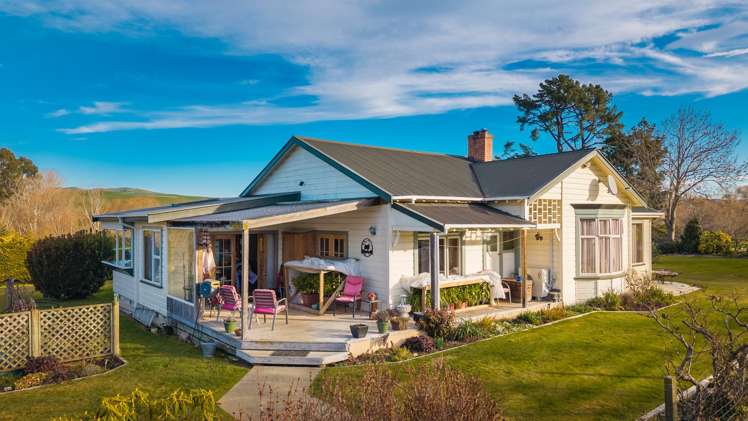 176 Campbells Road Waimate_1