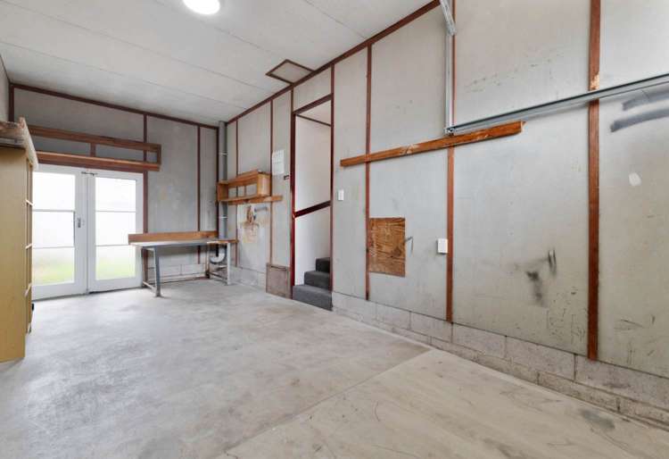 1/8 Edgewater Drive Pakuranga_12