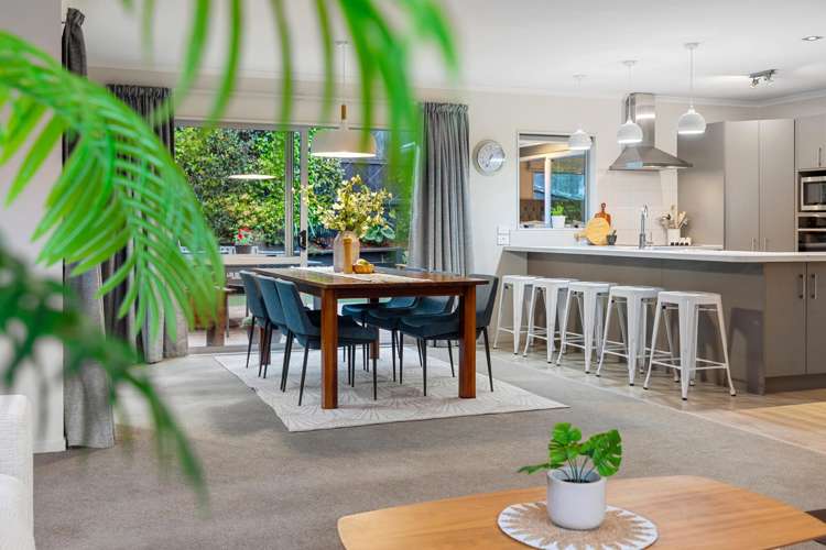 108 Falcon Drive Welcome Bay_3