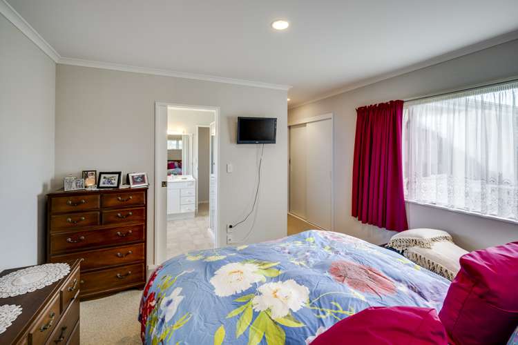 3 Ellerslie Place Taradale_10