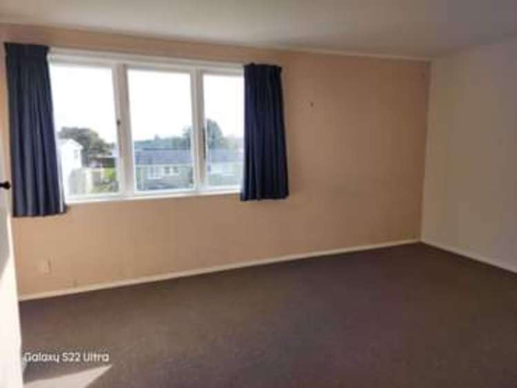 30 Corinna Street Waitangirua_12