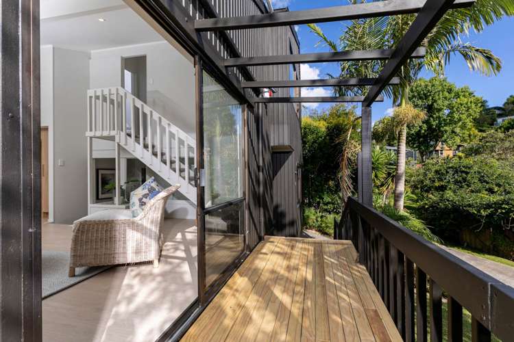 1/24 Wisteria Way Mairangi Bay_17