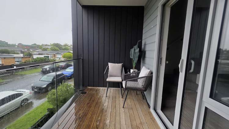 2/1 Matuhi Rise Henderson_5