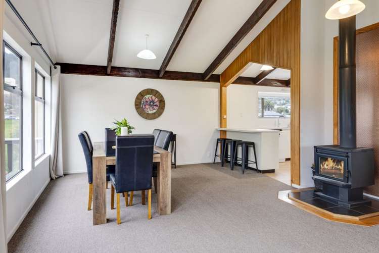 2/62A Tipahi Street Nelson South_6