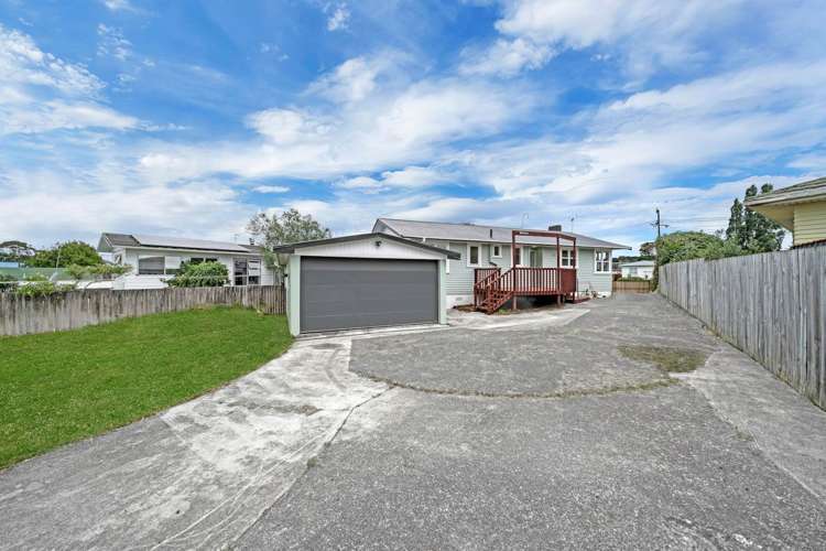 51 Myers Road Manurewa East_16