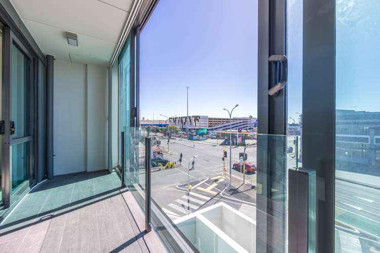 207/2 Dockside Lane Auckland Central_7