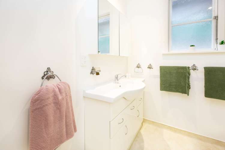 1022 Fergusson Drive Clouston Park_13