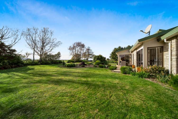 2227 Skeet Road Auroa_21