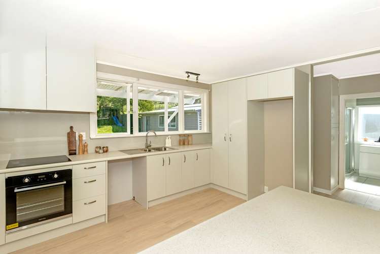 8 Massey Road Mangapapa_9