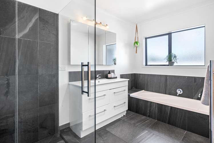 77 Ridgeway Drive Te Kamo_22