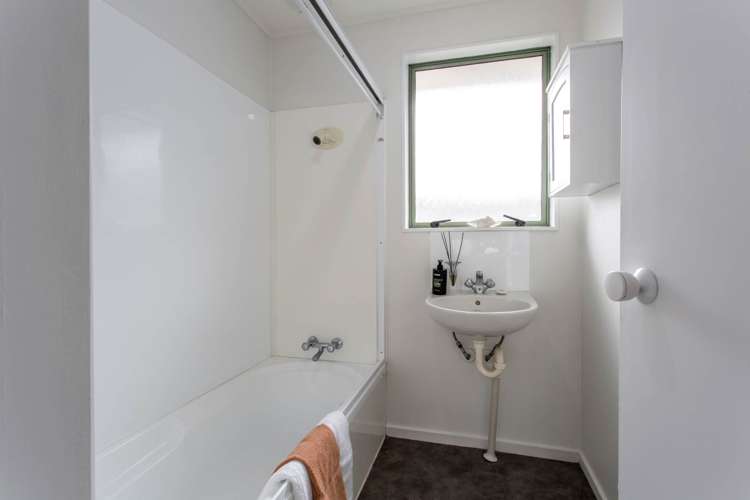 39b Canal Road Avondale_13