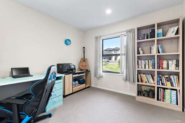 51 Pine Harbour Parade Beachlands_13