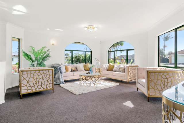 99 Moyrus Crescent East Tamaki Heights_1