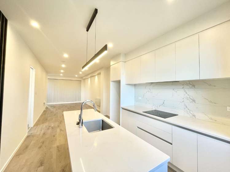 15/54 Taharoto Rd 10897_4