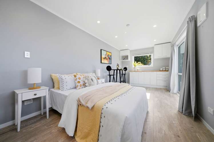 2/34 Lake View Road Takapuna_17
