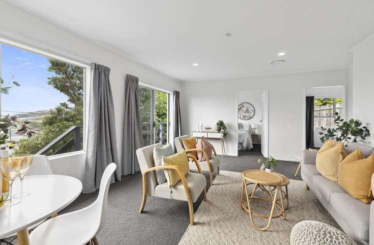 2/236 Helston Road_0