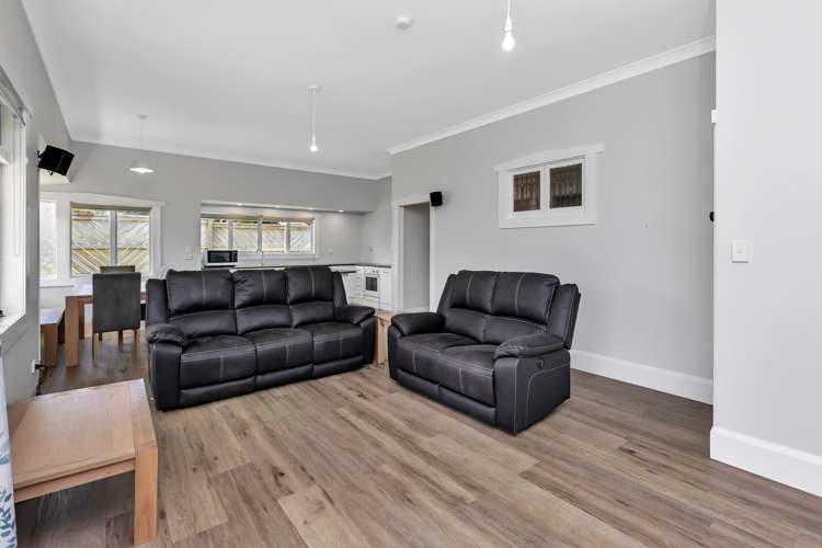 2 Taylor Road Kamo_6