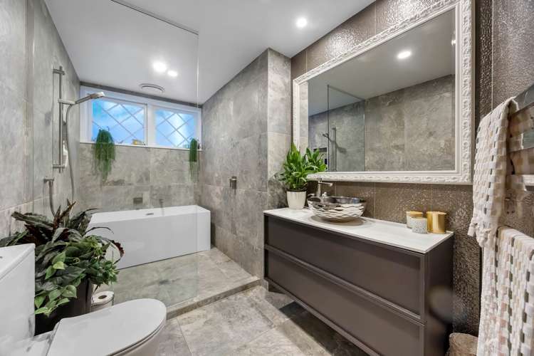 2/304 Kohimarama Road St Heliers_14