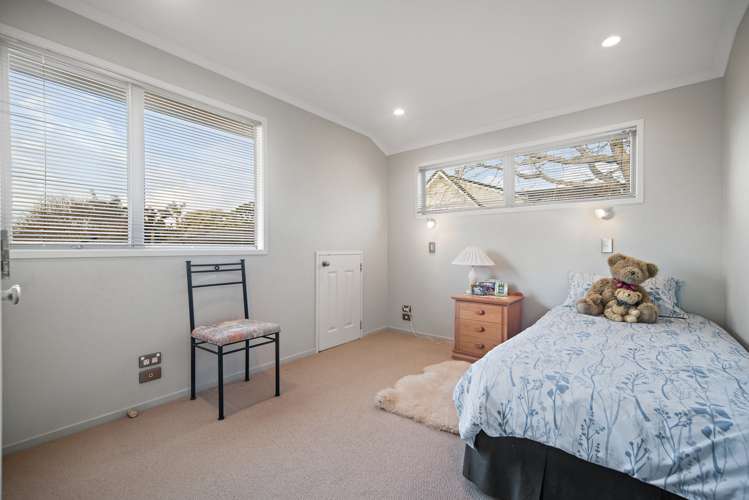 11 Charles Miller Court Clarks Beach_23