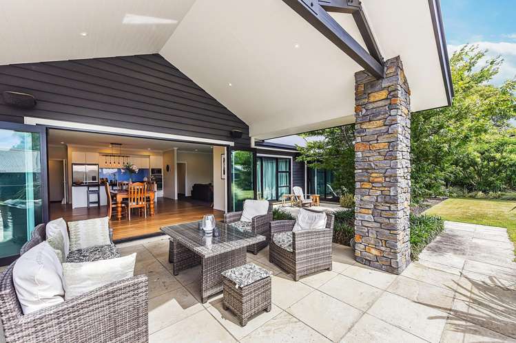 13 Angelus Avenue Richmond_9