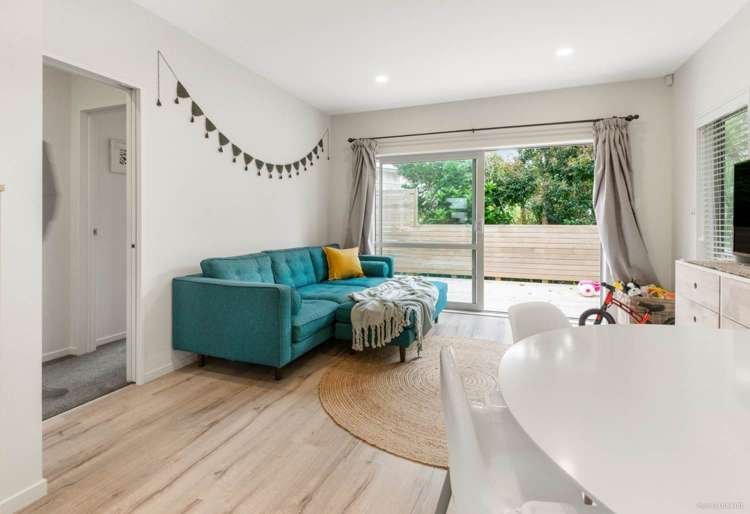5A Sun Valley Hatfields Beach_1