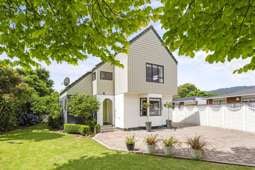 Family Home with Great Outdoor Space