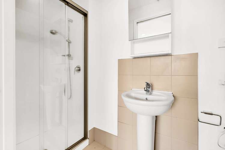 1002/37 Symonds Street Grafton_6