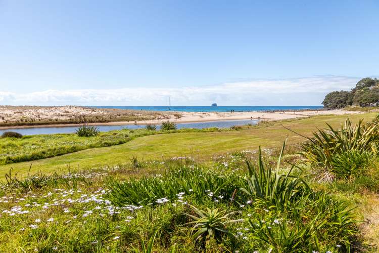 17 Pye Place Hot Water Beach_20