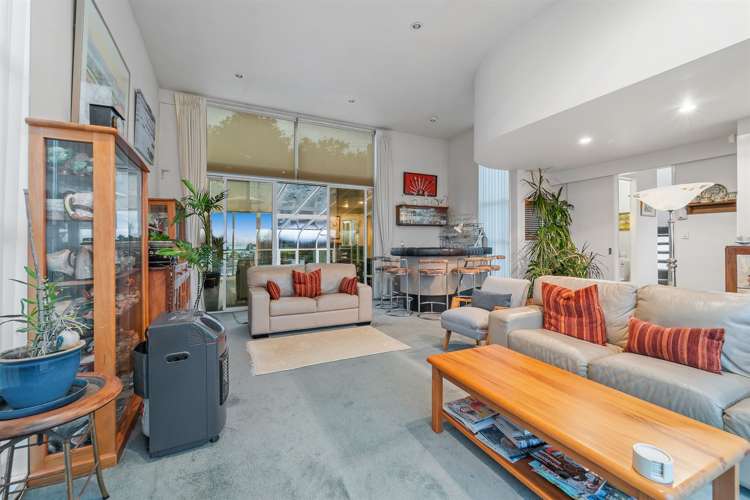 2/21 Eastcliffe Road Castor Bay_7