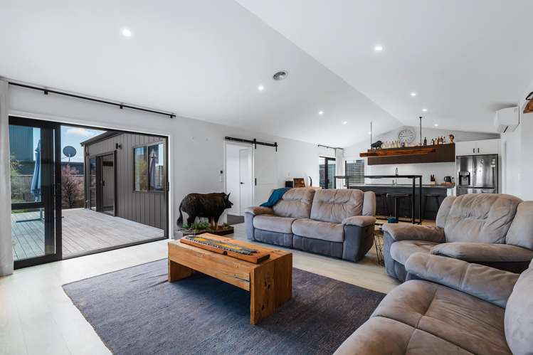 14 Wai Terrace Wharewaka_16