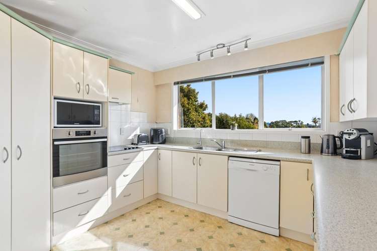 6 Fairmount Road Titirangi_9