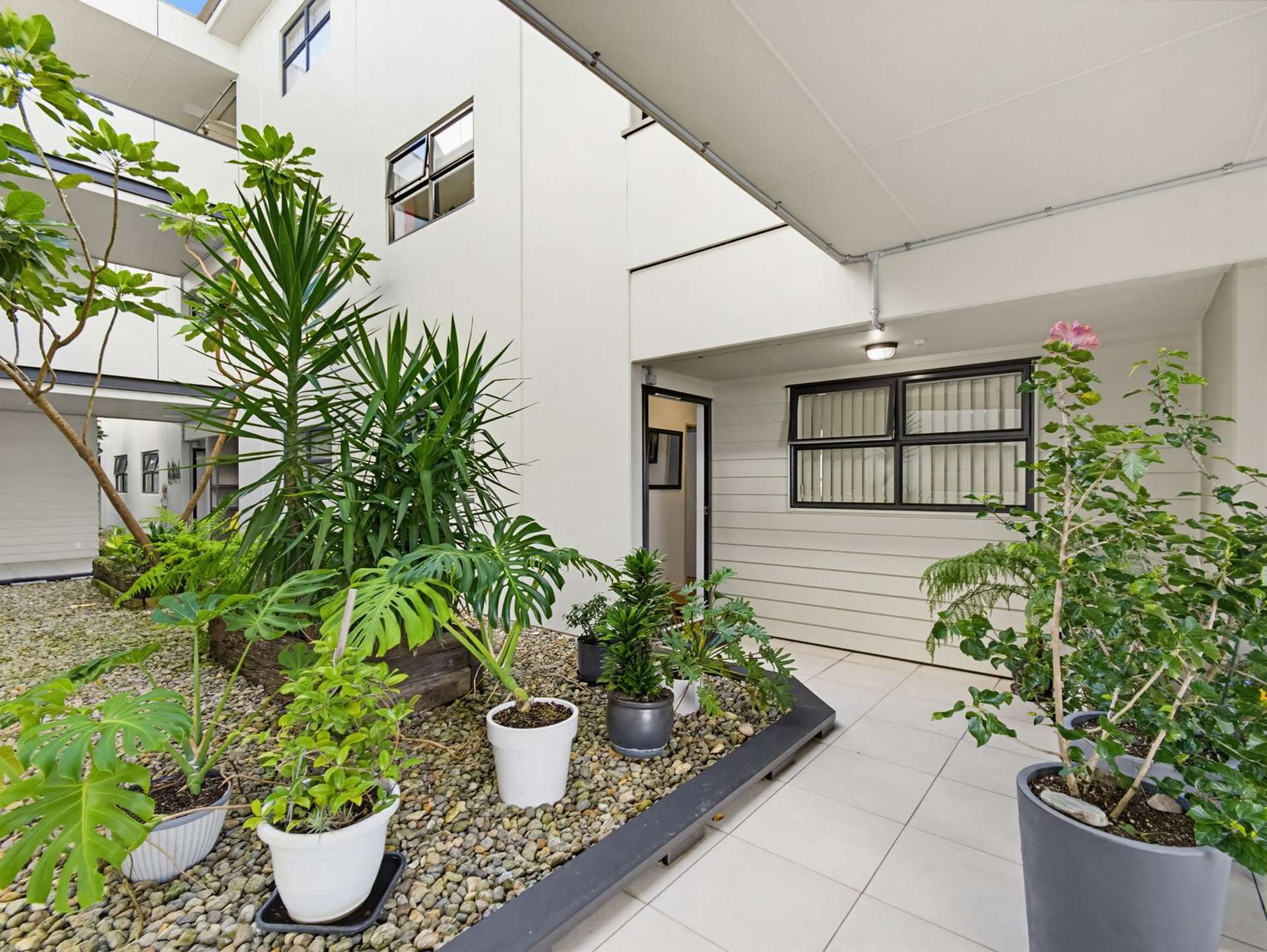 2/124 Stancombe Road Flat Bush_0