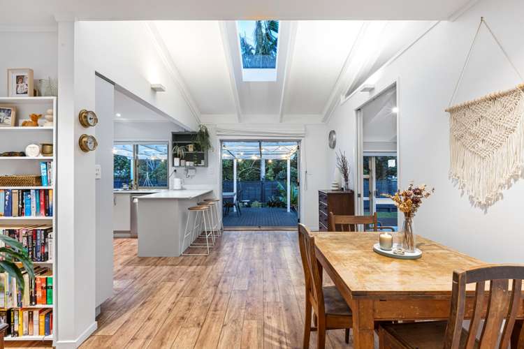 26 Doment Crescent Orewa_33