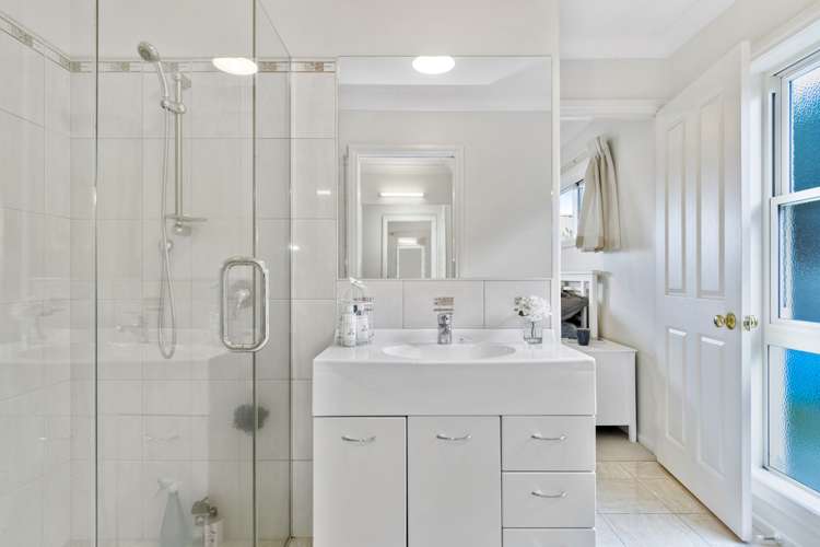 10 Aurora Avenue Welcome Bay_23